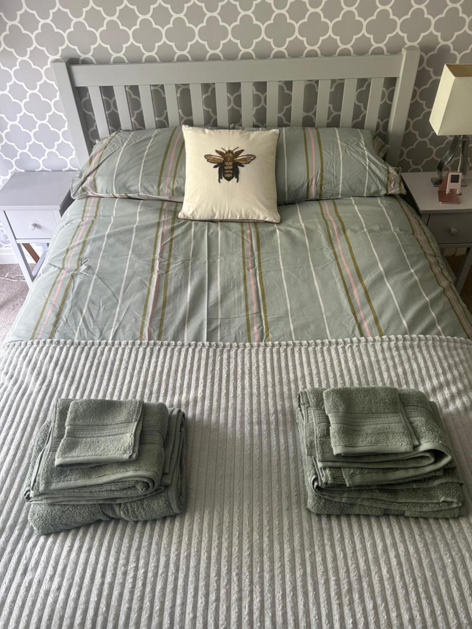 Lovely, Large Double Bedroom With Park View In Home Hazel Grove 外观 照片