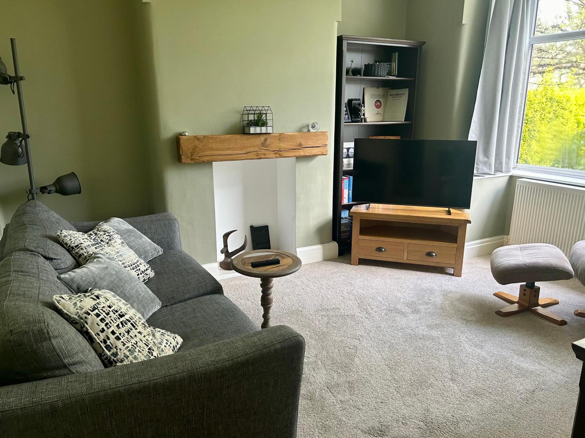 Lovely, Large Double Bedroom With Park View In Home Hazel Grove 外观 照片